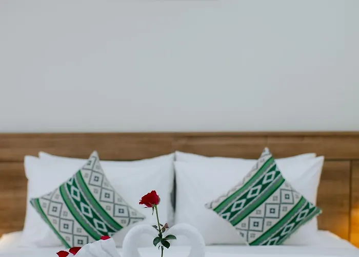 Sadira Co-living - Seminyak 4* 科洛布坎