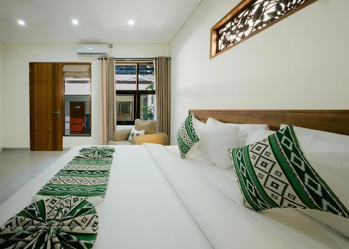 Sadira Co-living - Seminyak 4* 科洛布坎