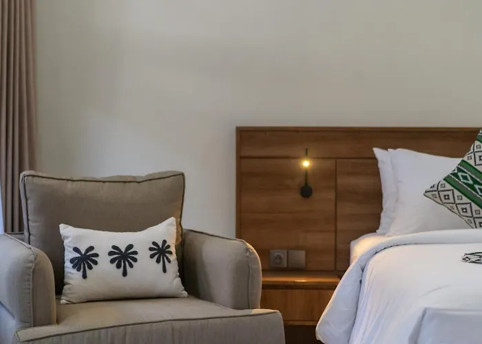 招待所 Sadira Co-living - Seminyak
